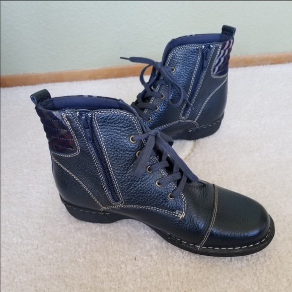 clarks waterproof boots